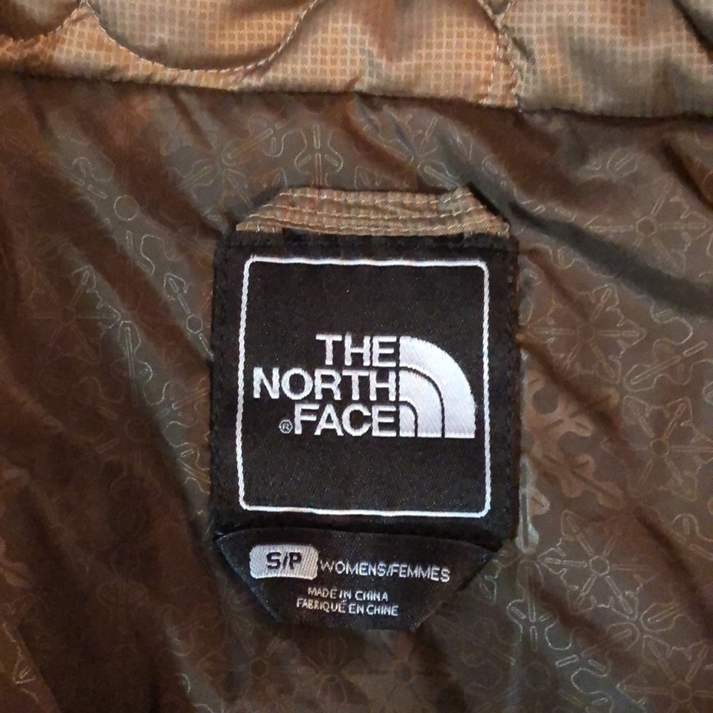 North Face Puffer Jacket; Brown; Size S/P - Picture 3 of 4